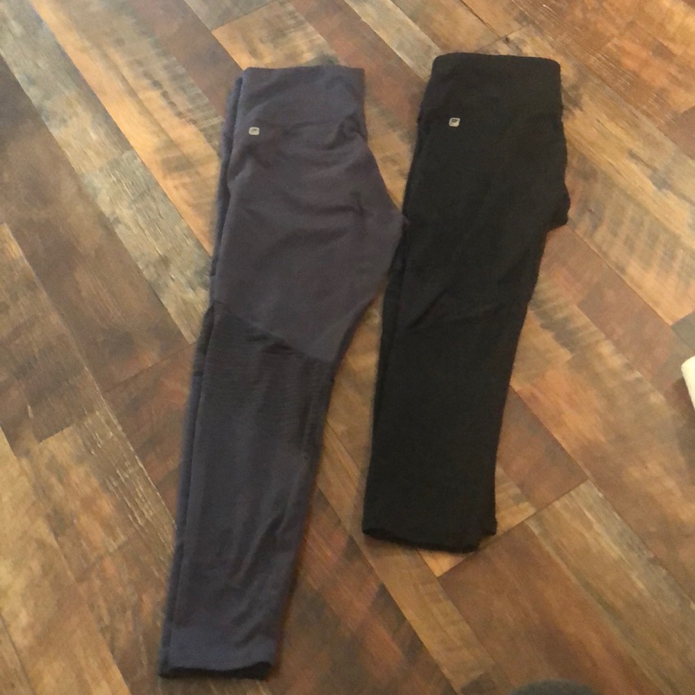 Bundle of 2 FABLETICS leggings